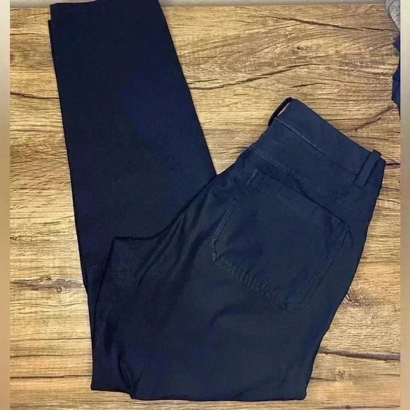 Lululemon ABC Pant Classic - Picture 2 of 4